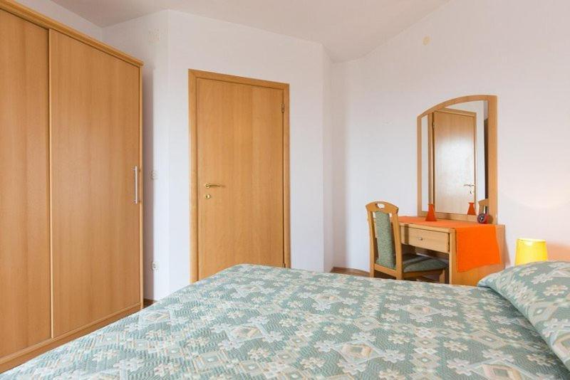 Marija F2 Apartment 克尔克 外观 照片